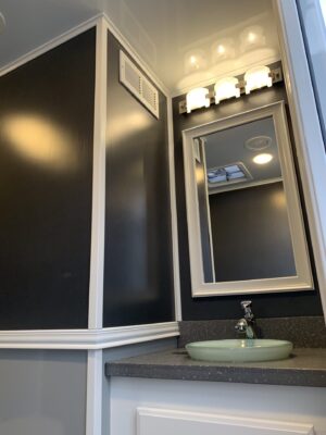 Satellite Spa 2-Room Trailer vanity